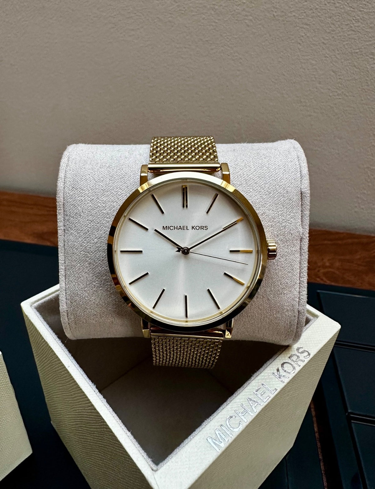 Michael Kors Auden MK7150 Men's Watch, Gold Tone Mesh, 42 mm – photo 2
