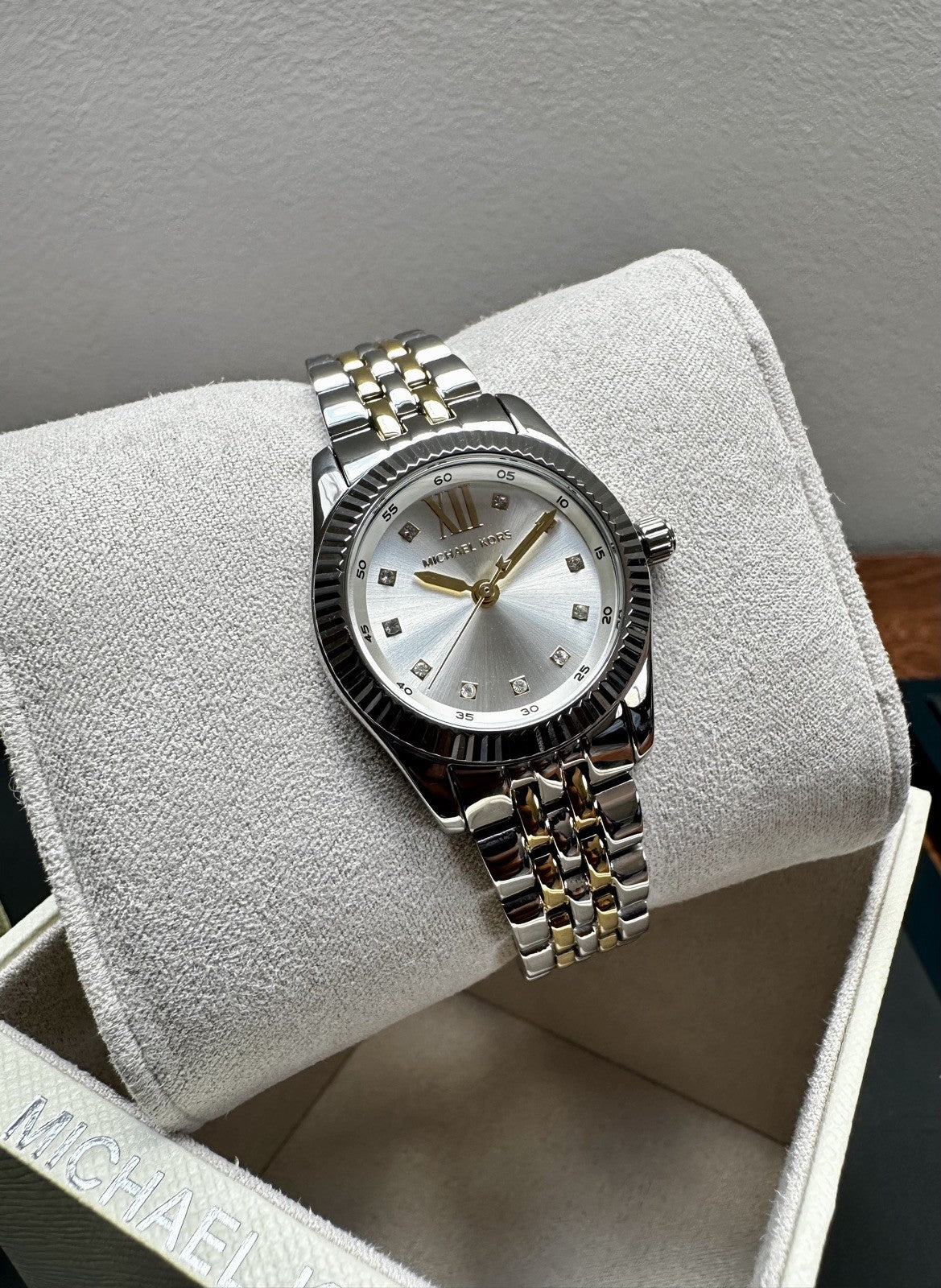 Michael Kors Lexington MK4740 Women's Watch, Gold & Silver, 26 mm – photo 1