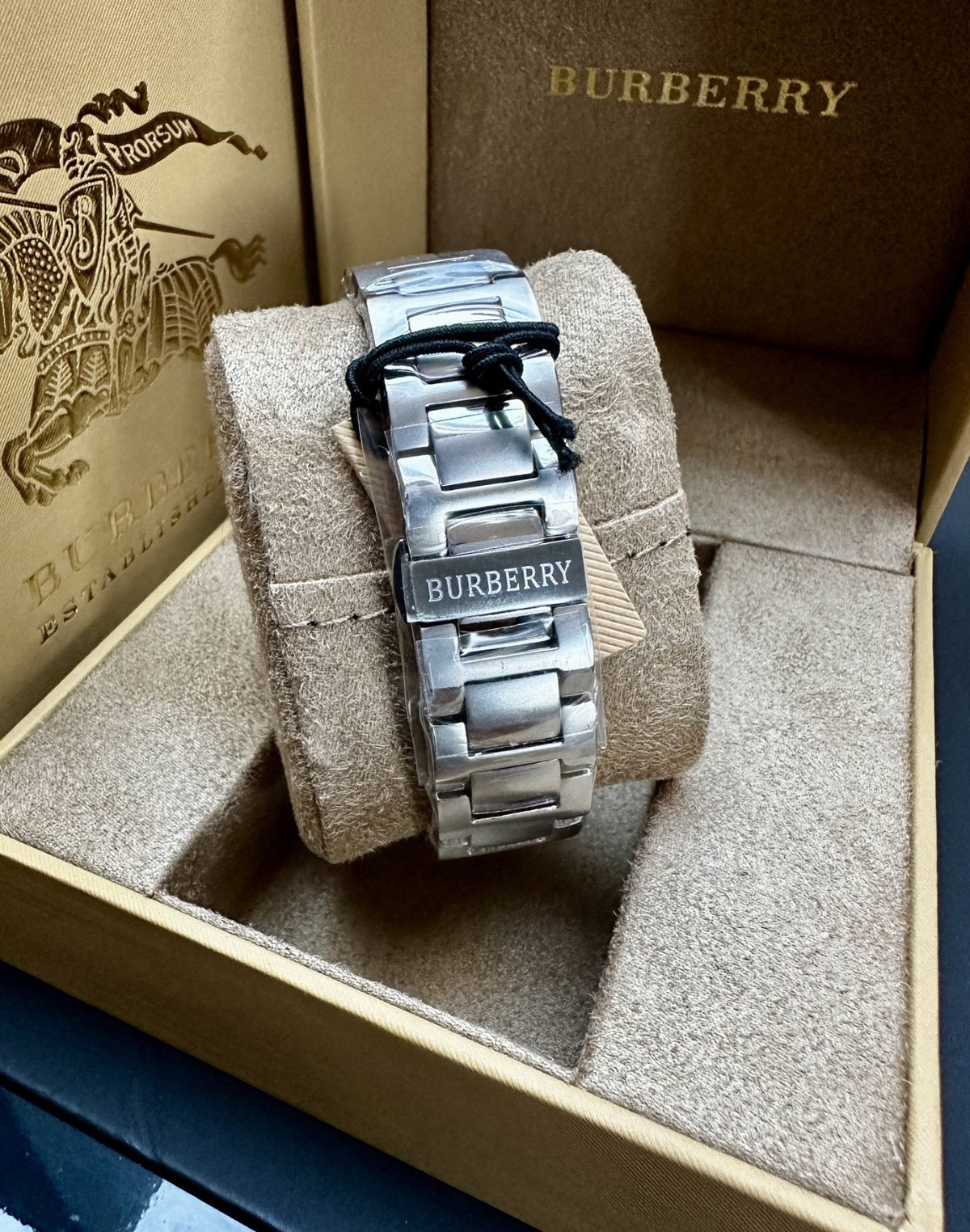Burberry The Britain BBY1804 Ladies' Watch, Diamonds, Mother of Pearl & Silver, 34 mm – photo 5