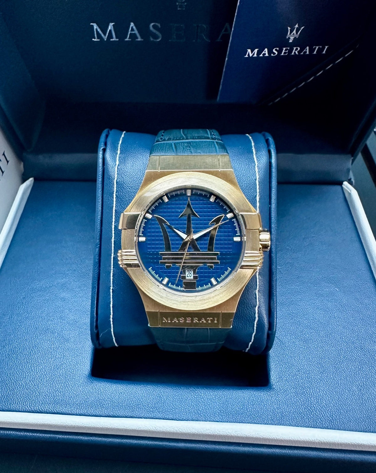 Maserati Potenza R8851108035 Men's Leather Watch, Blue & Gold Tone, 42 mm – photo 1