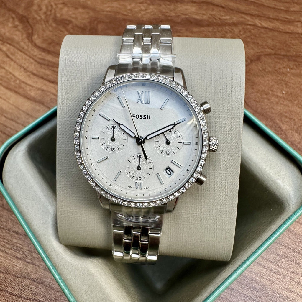 Fossil Neutra ES5217 Women's Chronograph Watch, Silver & Crystal, 36 mm – photo 1