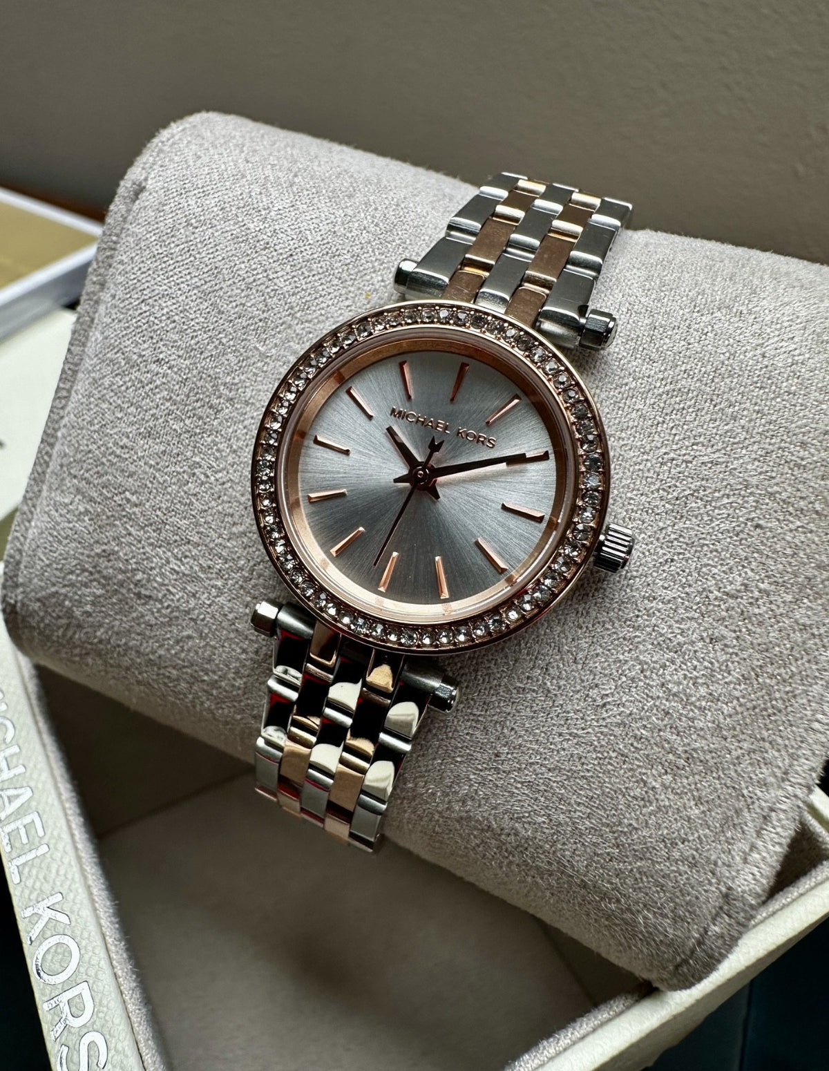 Michael Kors Darci MK3298 Ladies' Watch, Diamond Dial, Silver & Gold, 26 mm – photo 1