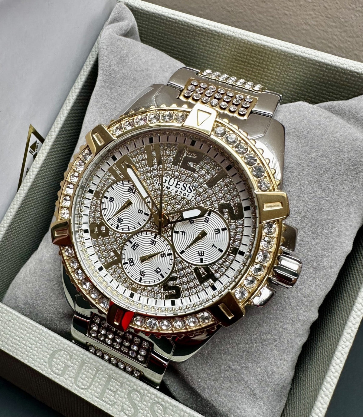 GUESS Frontier W0799G4 Men's Chronograph Watch, Silver & Gold Crystal, 48 mm – photo 2