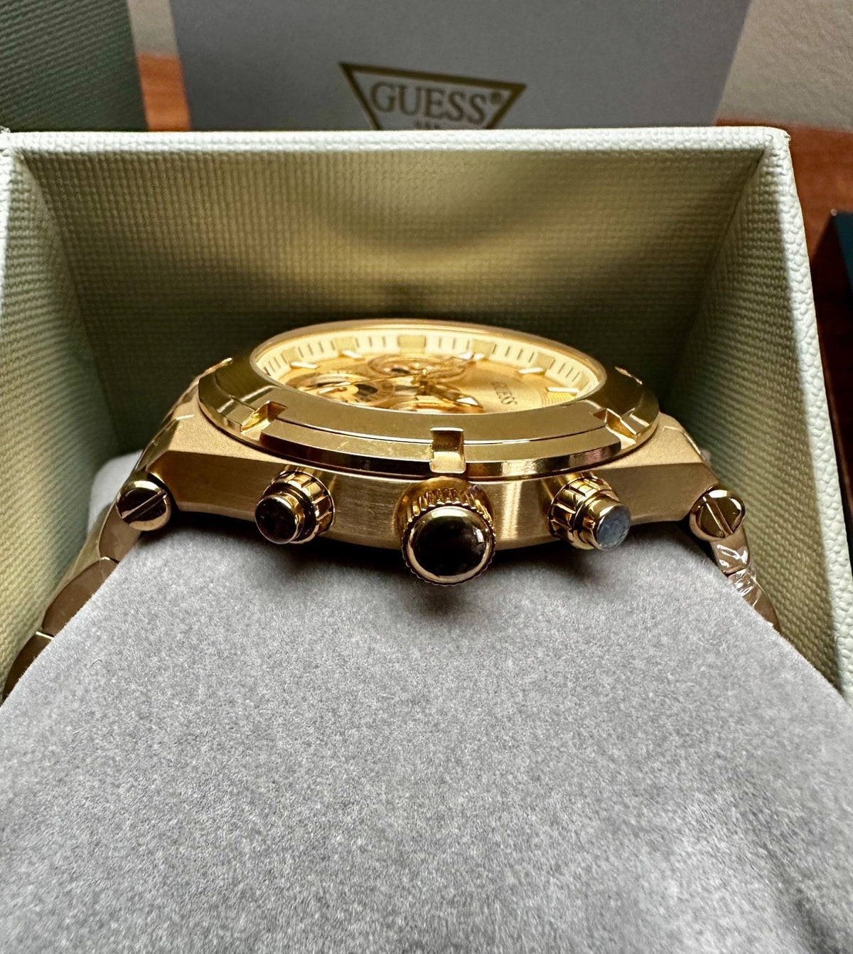 GUESS Continental GW0260G4 Men's Watch, Gold Tone, 44 mm – photo 2