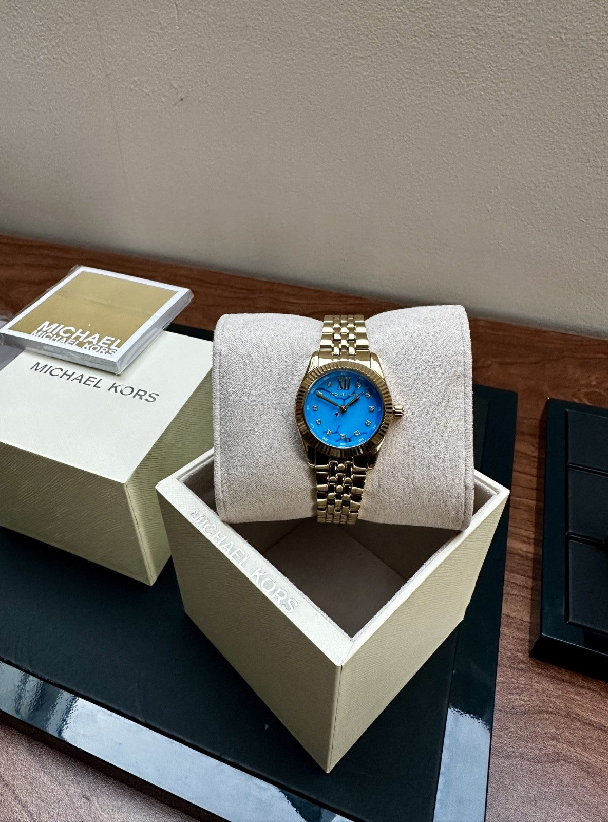 Michael Kors Lexington MK4813 Ladies' Watch, Blue & Gold Tone, 26 mm – photo 1