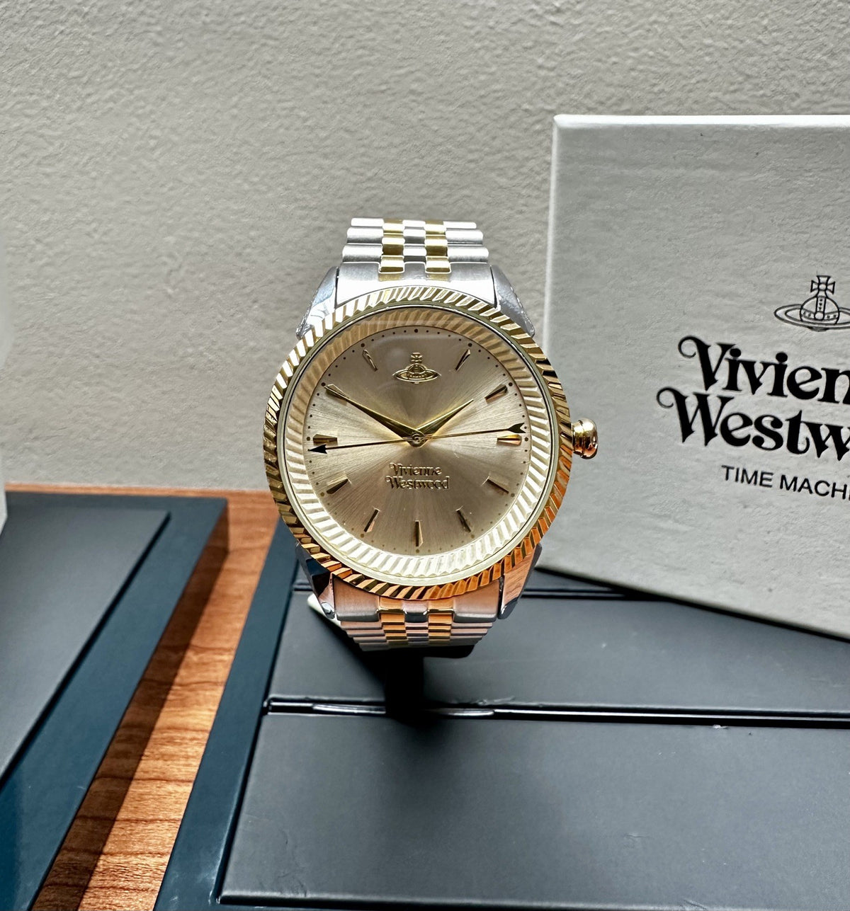 Vivienne Westwood Seymour VV240CPSG Ladies' Watch, Gold & Silver, 38 mm – photo 7