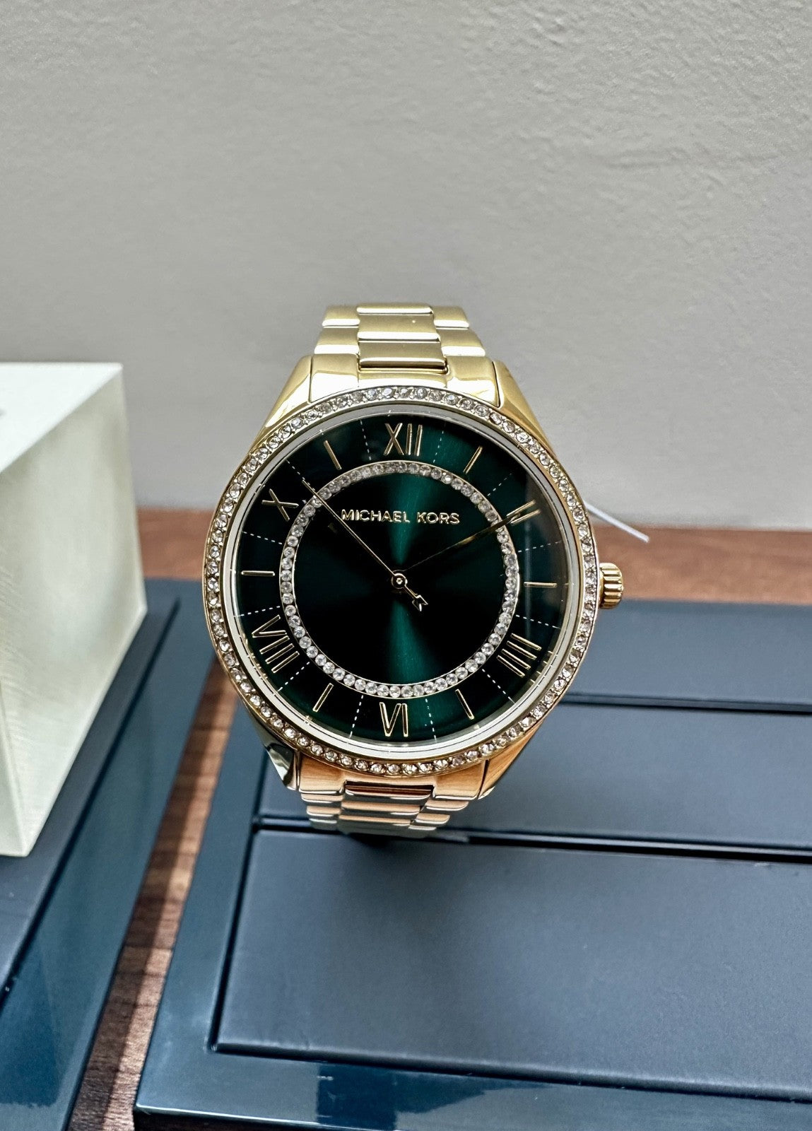 Michael Kors Lauryn Mini MK4737 Women's Watch, Green & Gold, 33 mm – photo 1