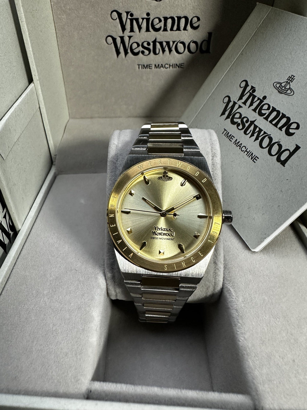 Vivienne Westwood Charterhouse VV244CPSG Ladies' Watch, Gold & Silver, 39 mm – photo 9