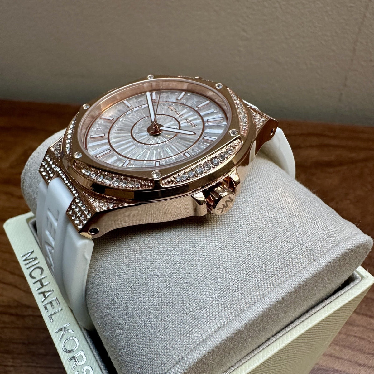 Michael Kors Lennox MK7248 Watch, Pavé Rose Gold & Silicone, 43 mm – photo 2