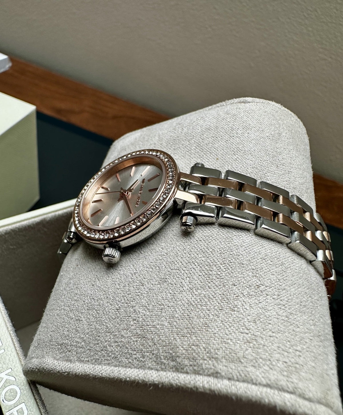 Michael Kors Darci MK3298 Ladies' Watch, Diamond Dial, Silver & Gold, 26 mm – photo 2
