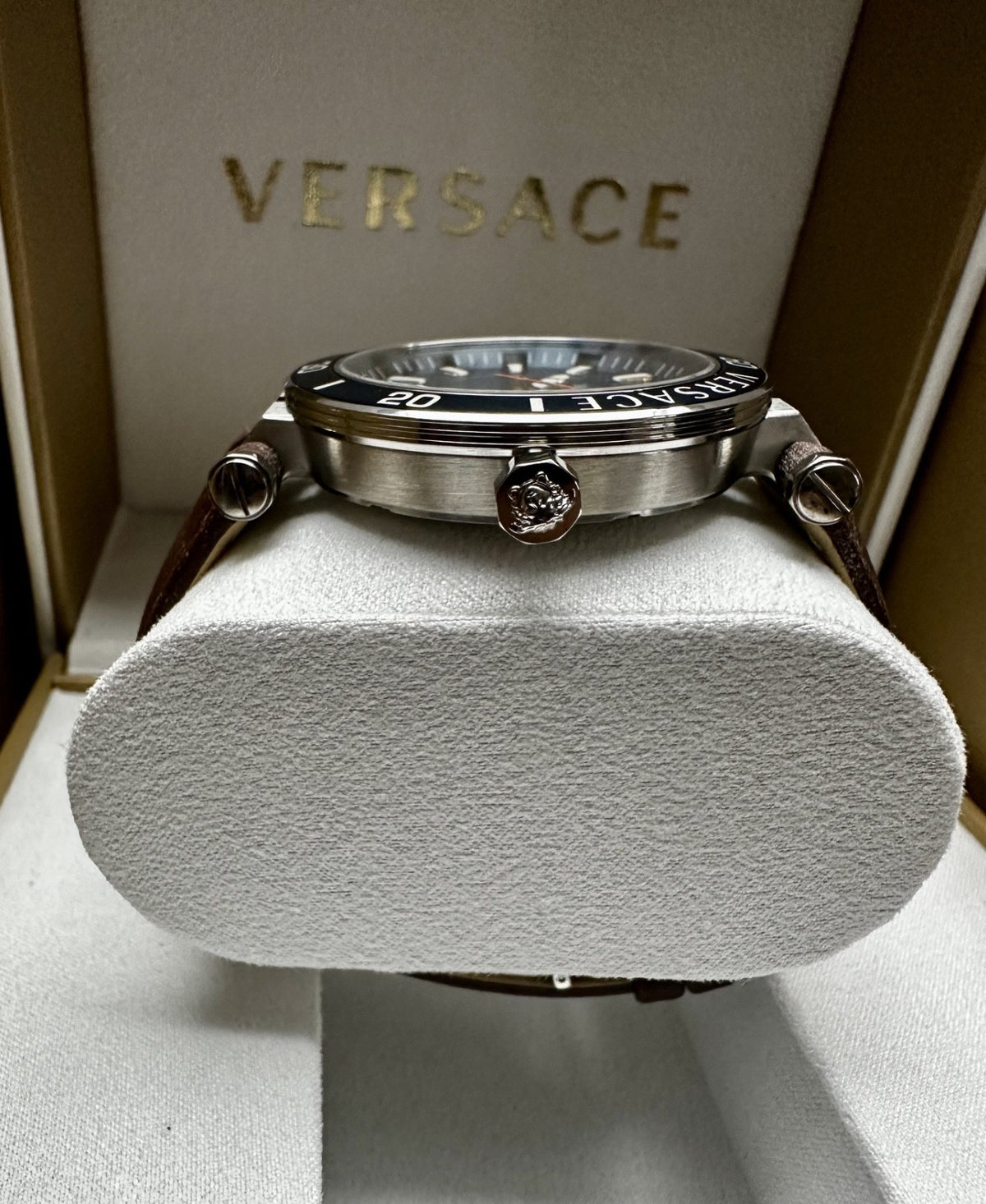 Versace Greca Sport VEZ300121 Men's Swiss Chronograph Watch, Blue & Brown Leather – photo 3
