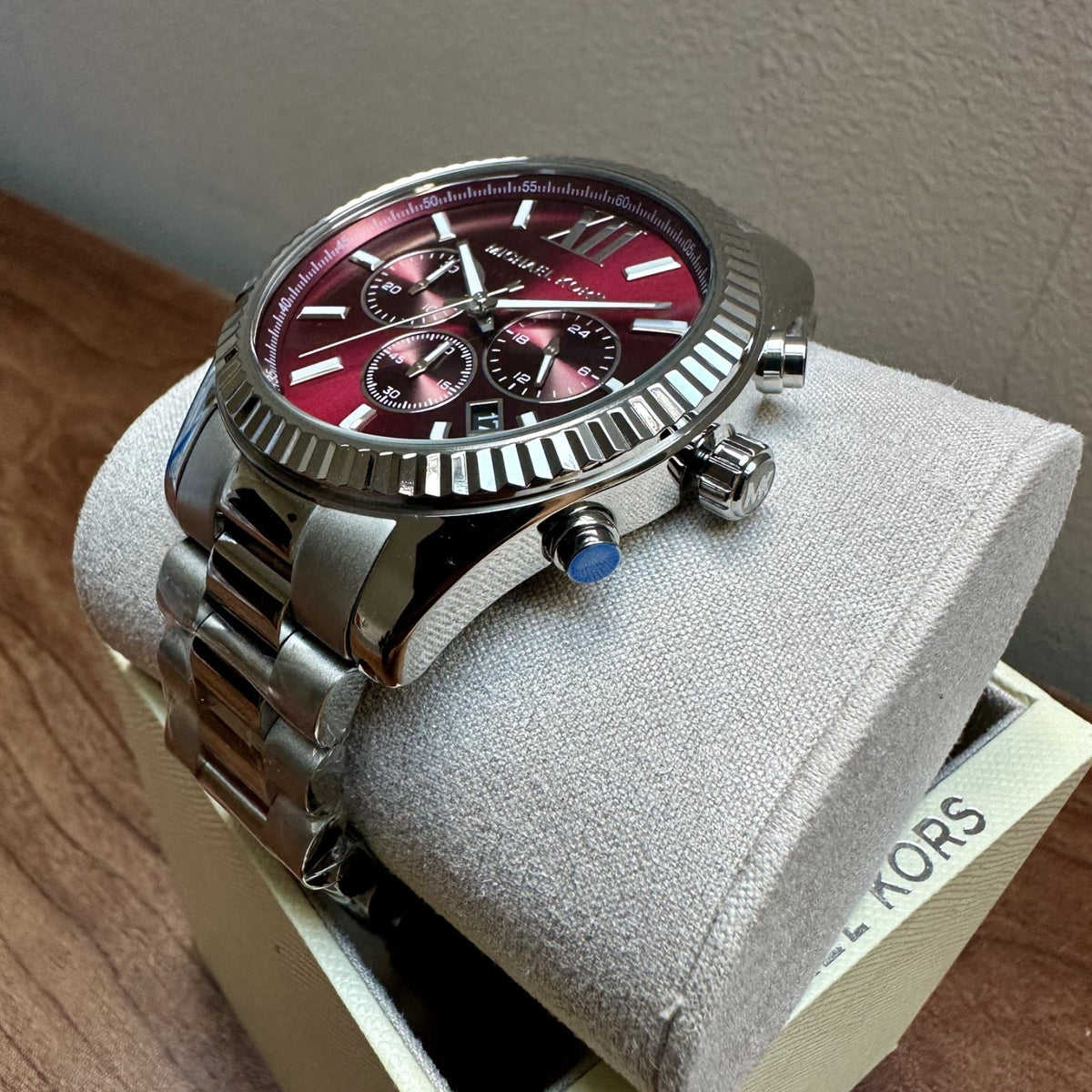 Michael Kors Lexington MK9242 Men's Chronograph Watch, Silver & Red Dial, 44 mm – photo 2