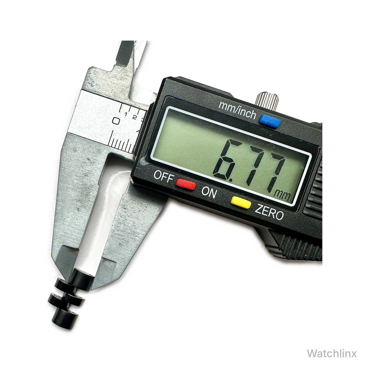 Seiko SSK027K1 link – centre piece measured at 7 mm