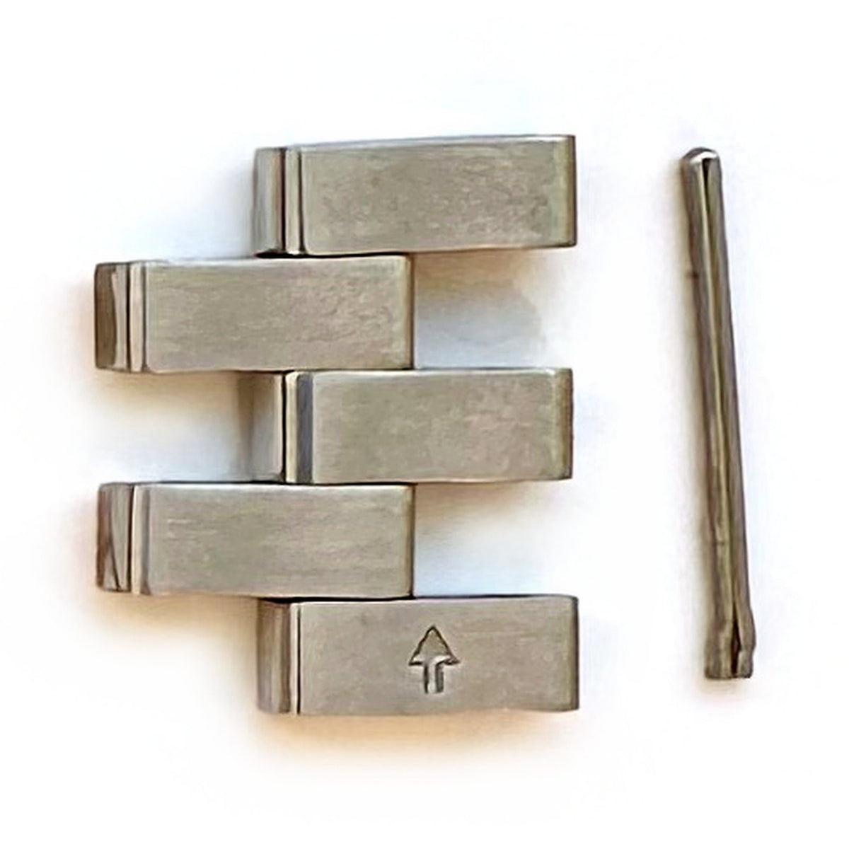 Tissot Bridgeport T0970102211600 link and pin – reverse
