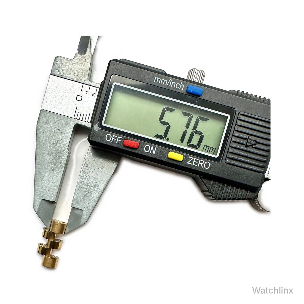 Vivienne Westwood Seymour / Wallace gold link – centre piece measured at 6 mm