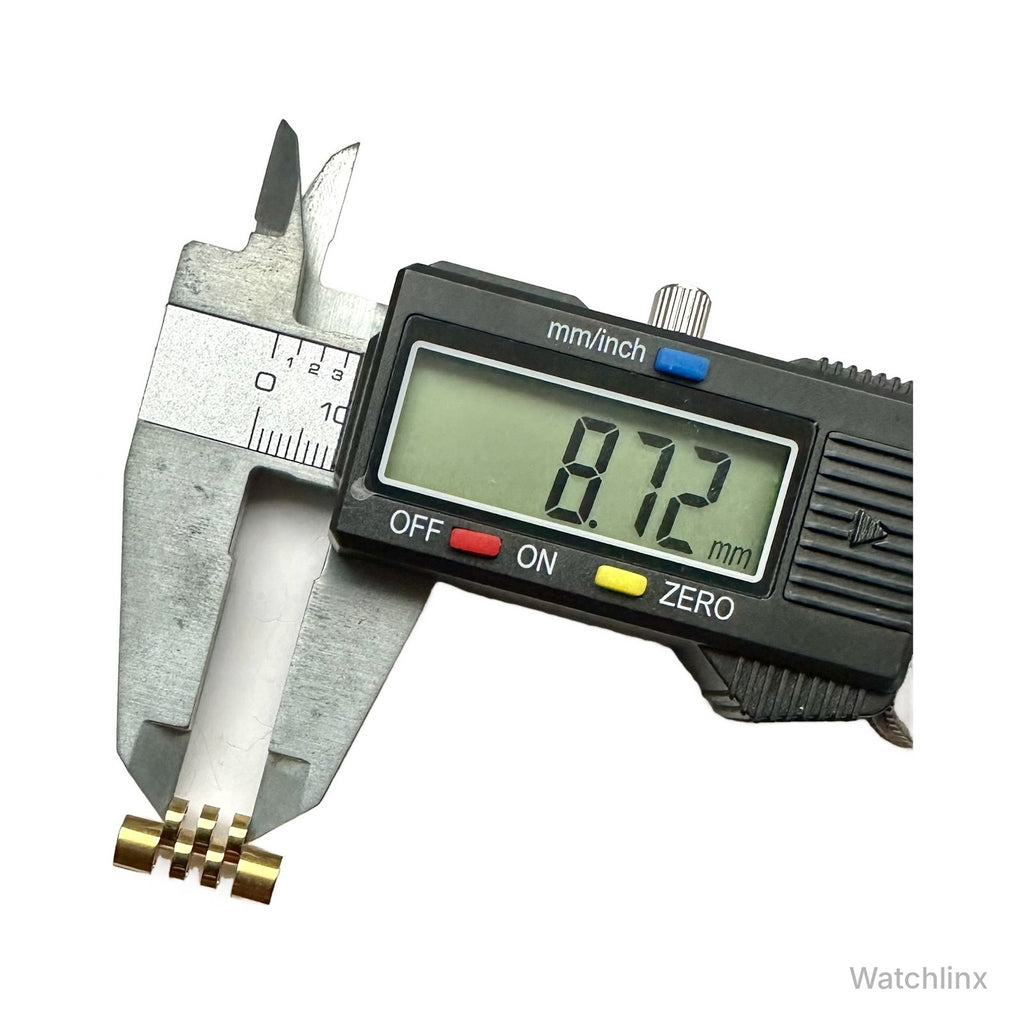 Vivienne Westwood Sydenham link – length measured at 8.5 mm