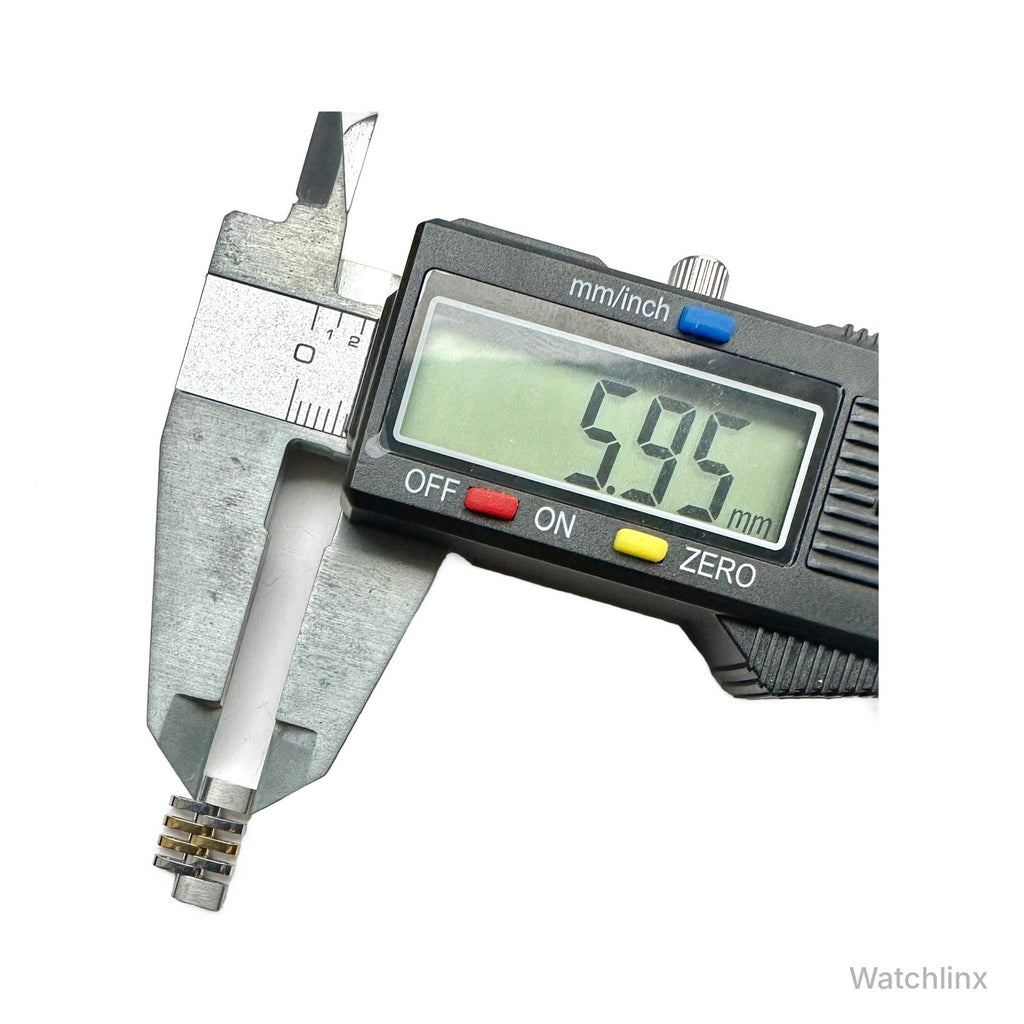 Gucci YA126513 link – centre piece measured at 6 mm