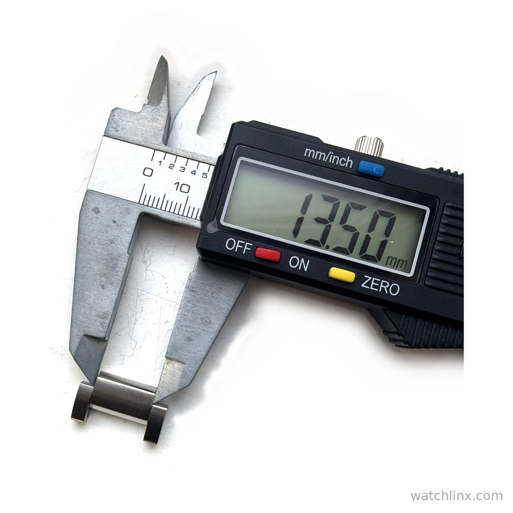 HUGO BOSS 1514093 link – centre piece measured at 13.5 mm